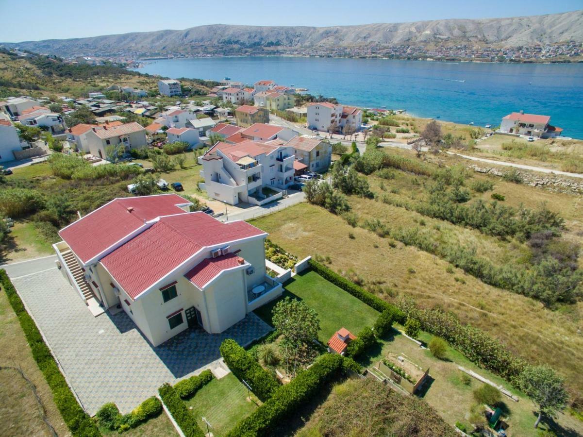 Apartments Basaca Pag Town Exterior photo